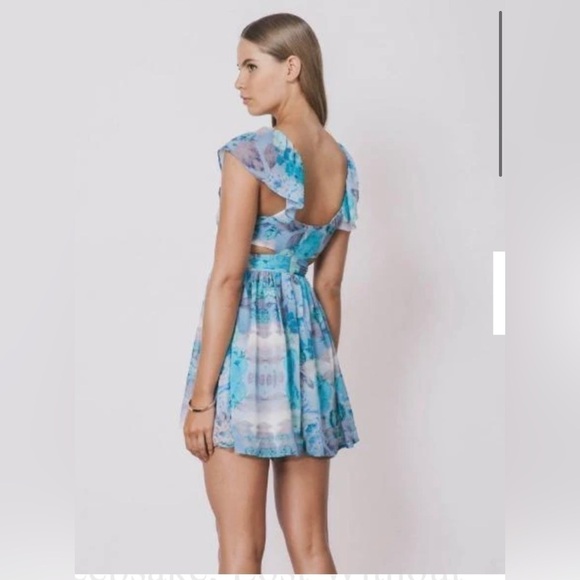 Revolve keepsake the label ruffle midi dress - Picture 2 of 6